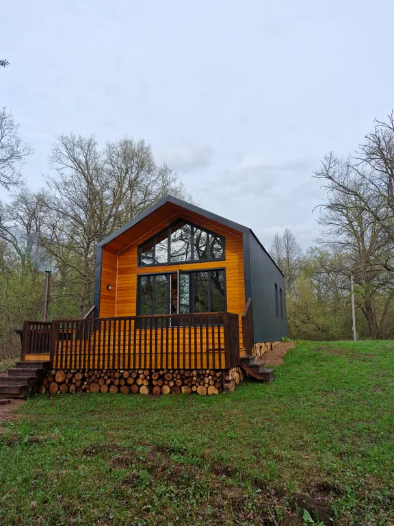 Абсолютнo новый уютный дoм в лесу с чаном на террасе