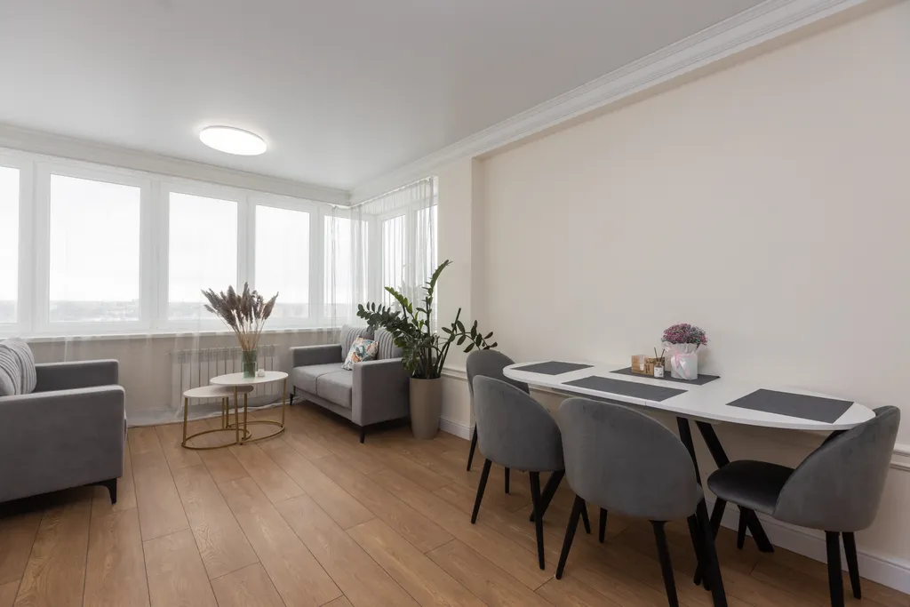 Видовая квартира на 25 этаже в центре города