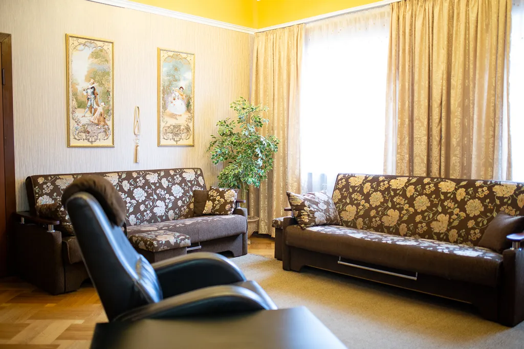 Коттедж 200м2 среди трех озер