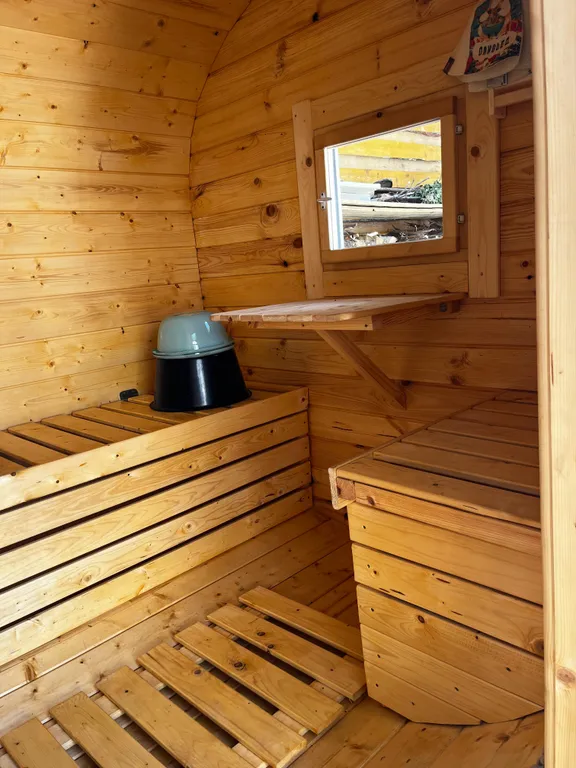 Дом в сосновом лесу