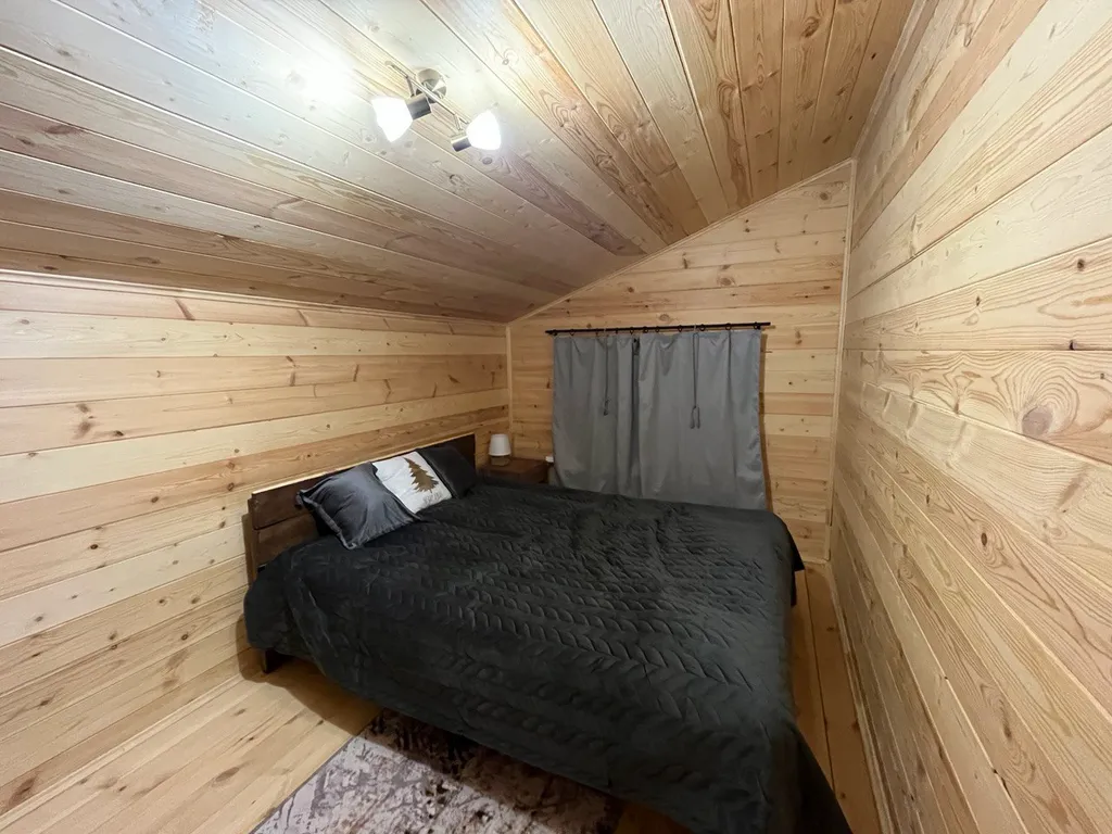 Коттедж с выходом на склон ГЛЦ Мраткино