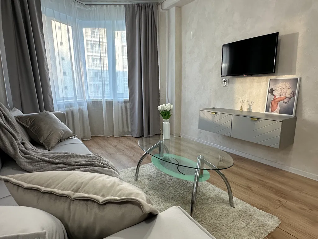 Квартира Двухкомнатная квартира в центре — Красноярск