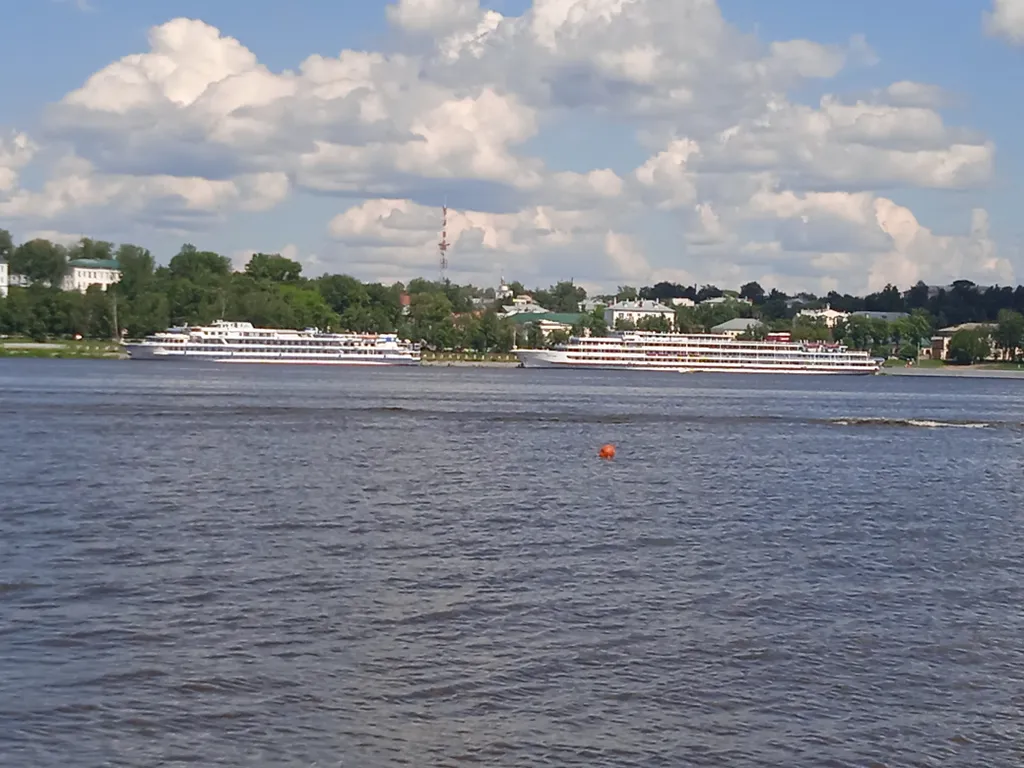 Уютная квартира, рядом пляж реки Волги