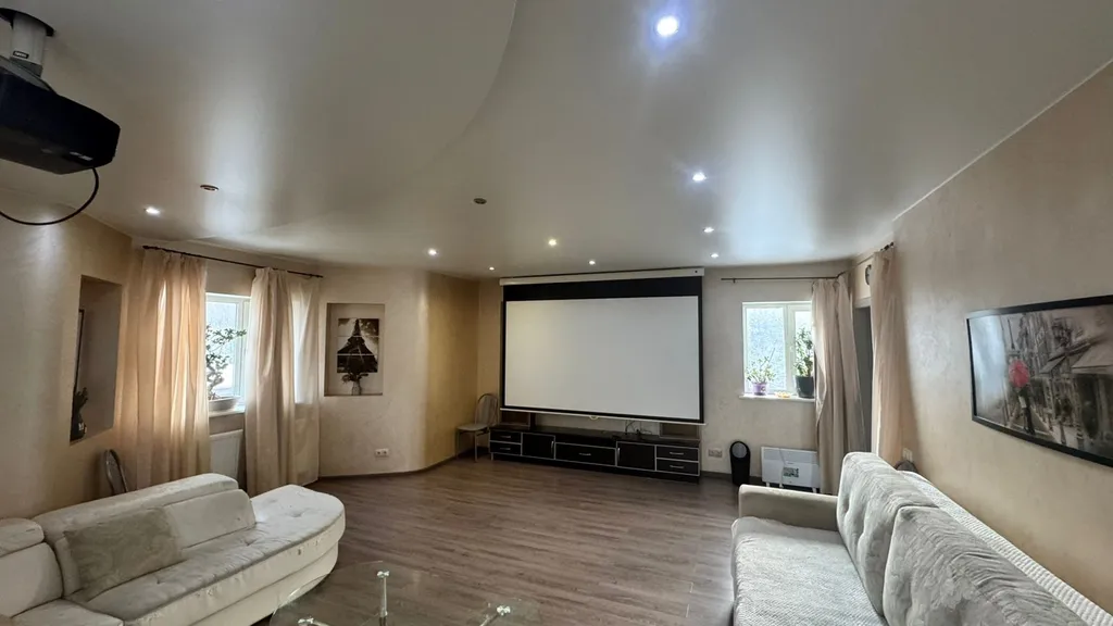 7-комнатный Дом