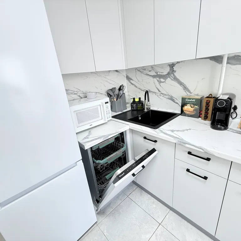 Современная просторная квартира