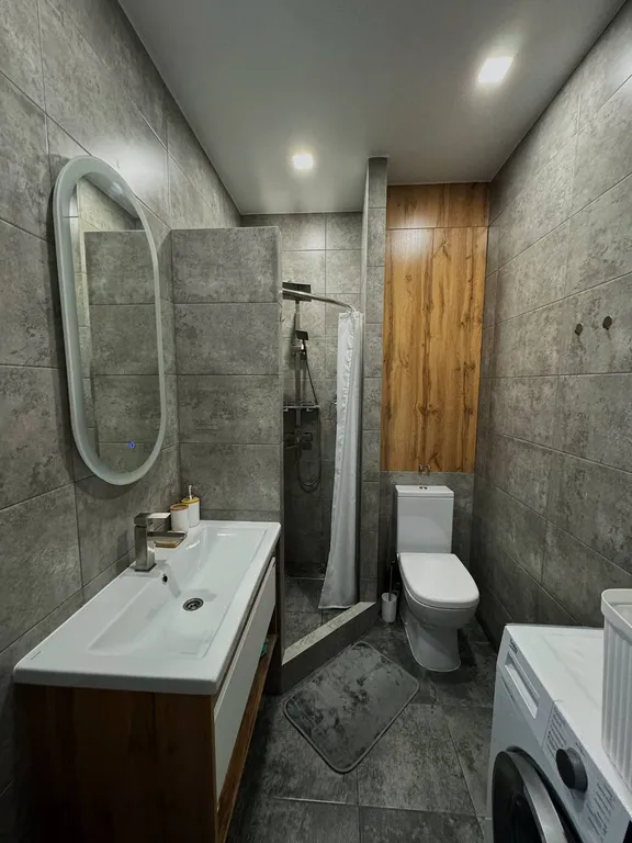 Современная квартира у самого моря. Отдых в тишине и комфорте.