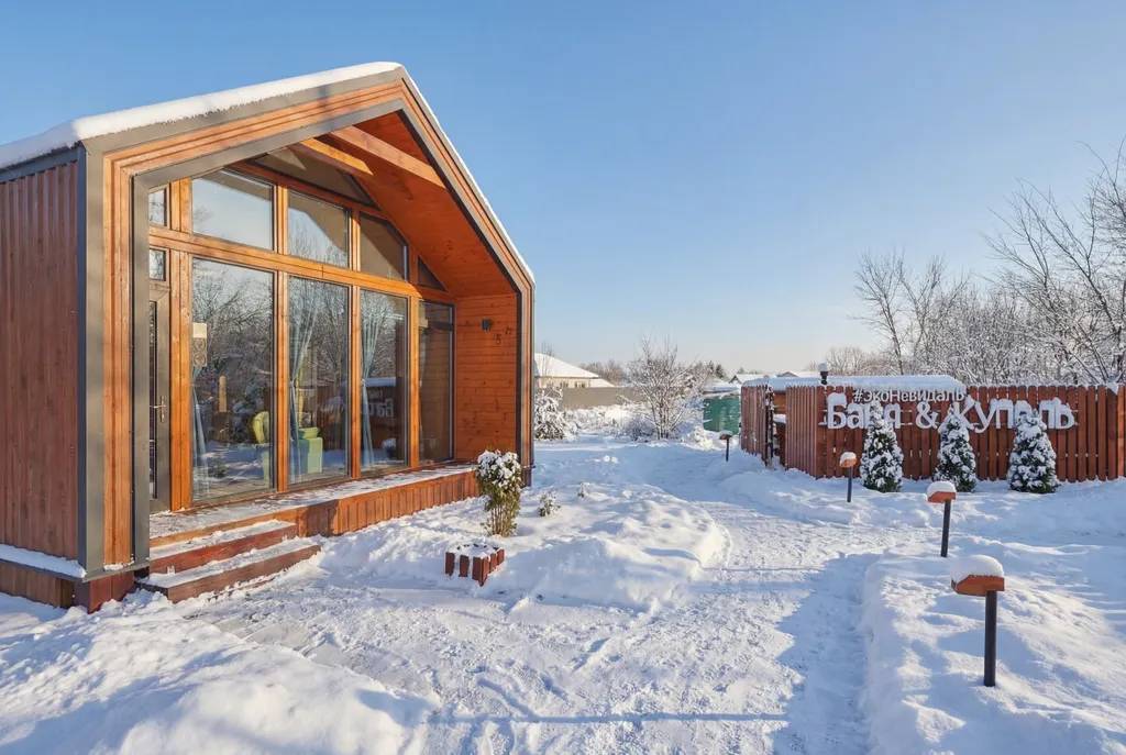 Коттедж Коттедж, современный одноэтажный дом с мансардой — Ногинск