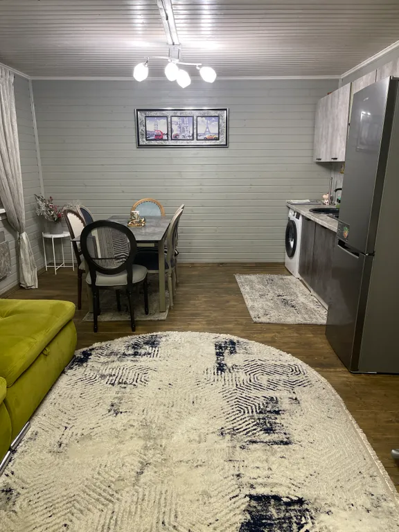 Домик с видом на горы