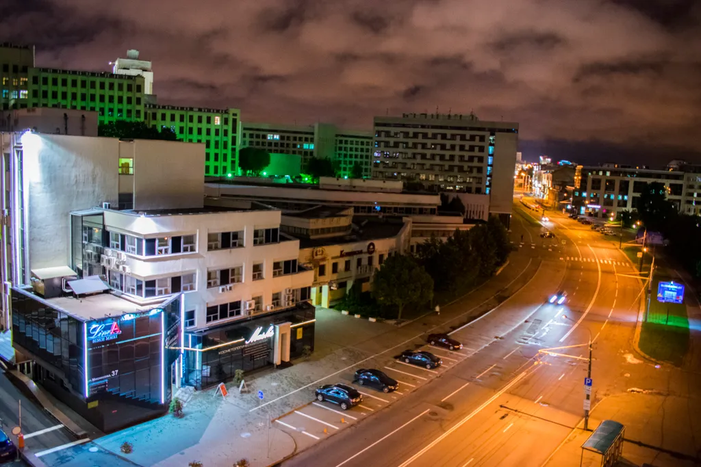 Квартира в историческом центре Балкон Wi-Fi KngSize-кровать