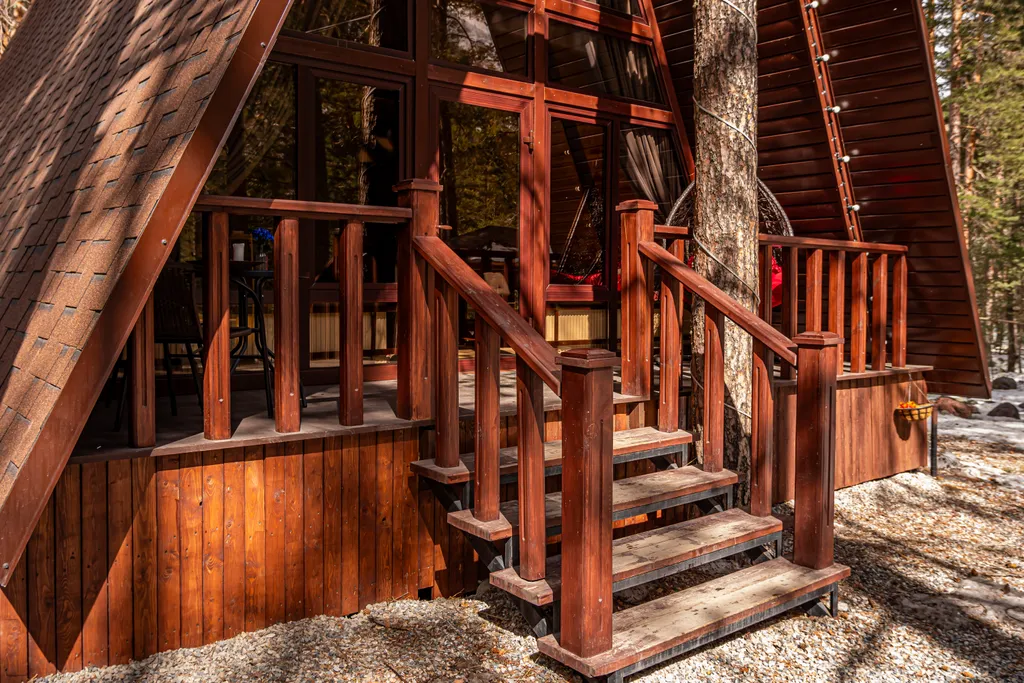 Коттедж Просторный коттедж с беседкой — Терскол