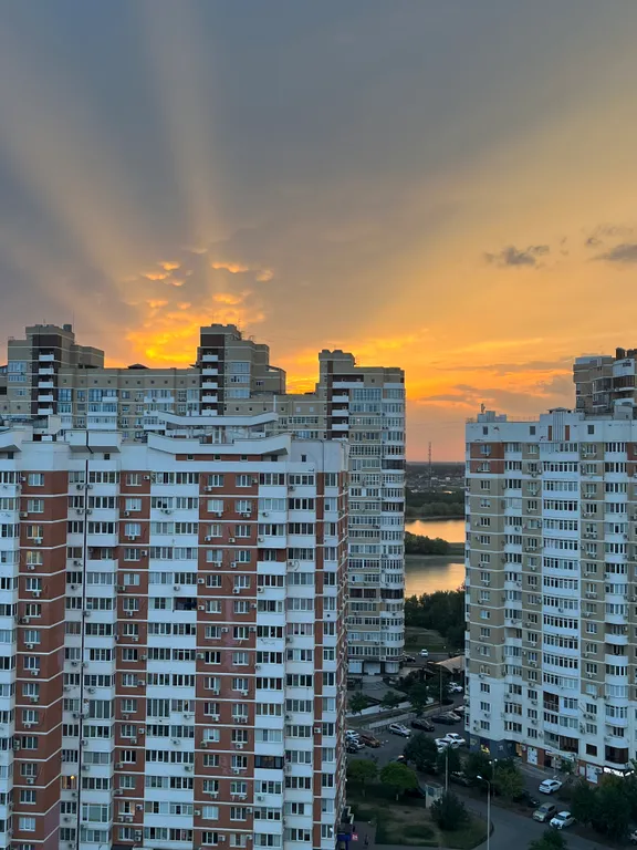 Студия с видом на реку Кубань