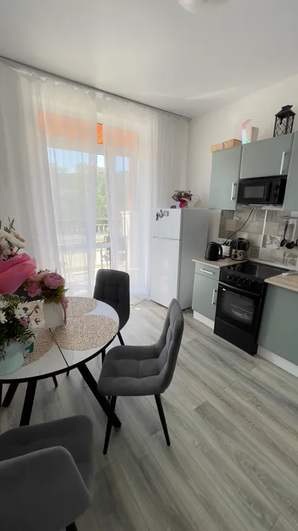 Уютная 1-комн.квартира в ЖК с бассейнами Сукко