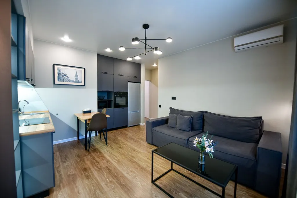 Апартамент на набережной реки Амур около таможни