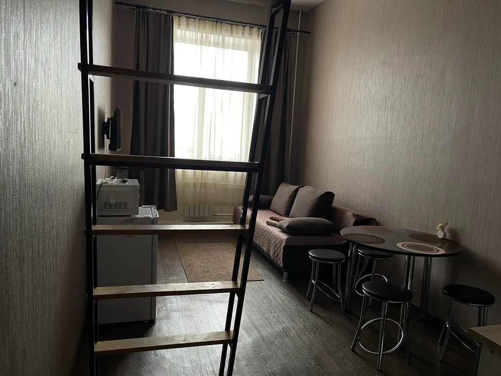 Квартира Двухуровневая студия в центре города — аренда посуточно в Бийск