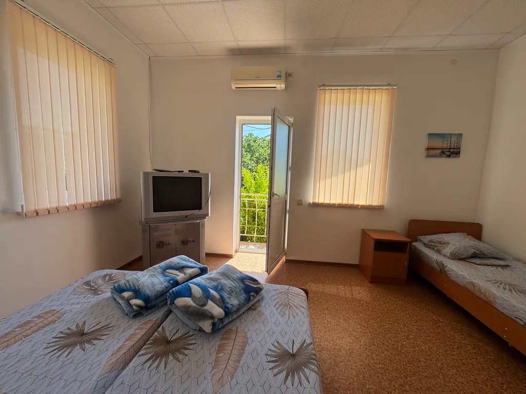 Тихий уголок. Двухместный номер эконом + доп место