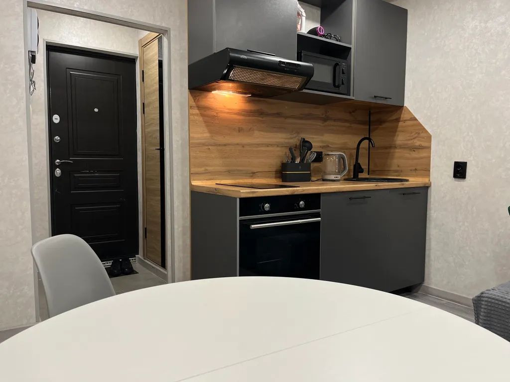 Студия возле центра и автовокзала