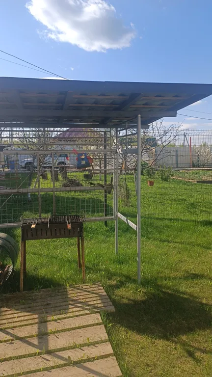 Большой уютный дом с камином