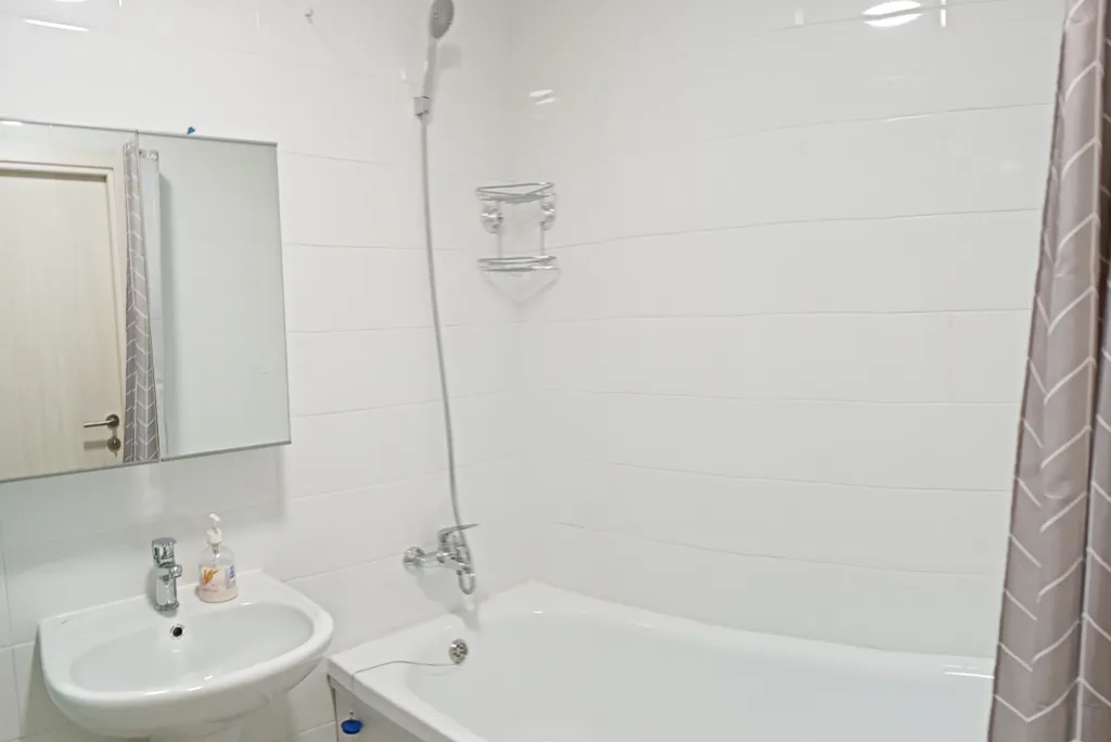 Рядом метро и Петроградка