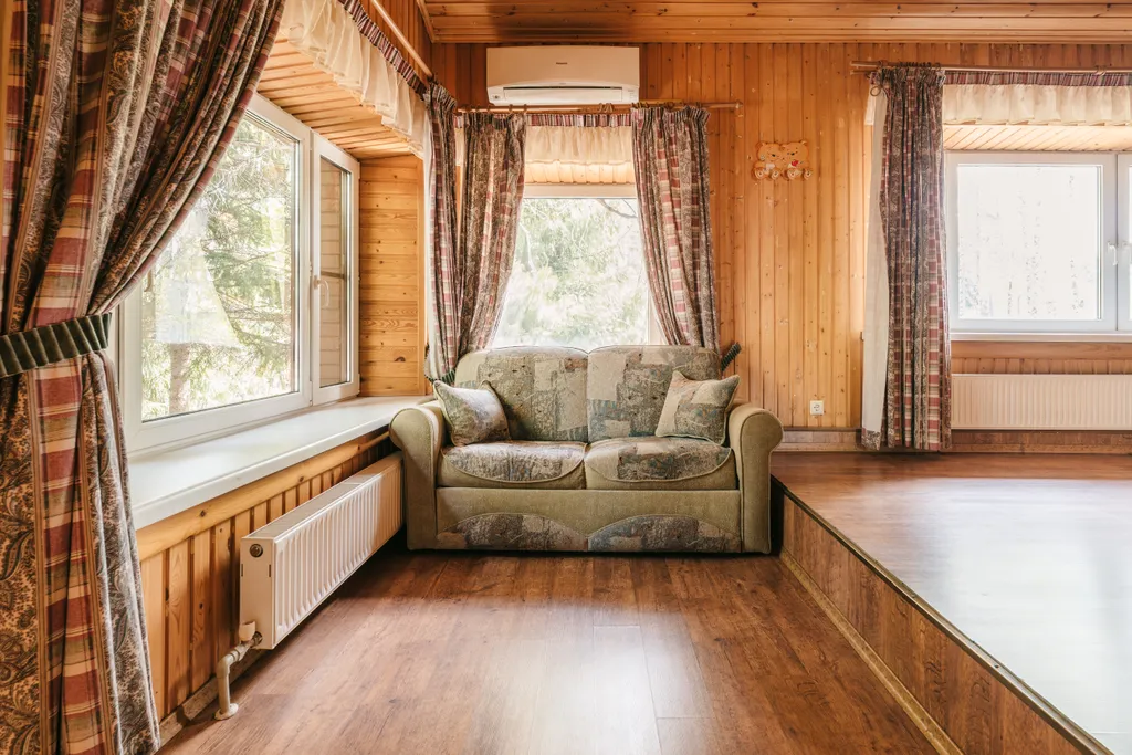 Дом в лесу в русском стиле