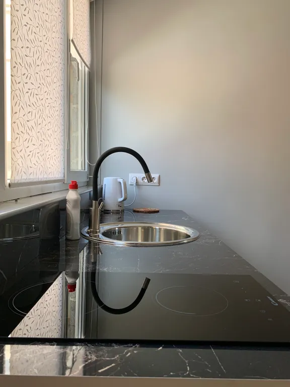 Коттедж Коттедж Уютное жильё на мансардном этаже в центральном районе города — Сочи