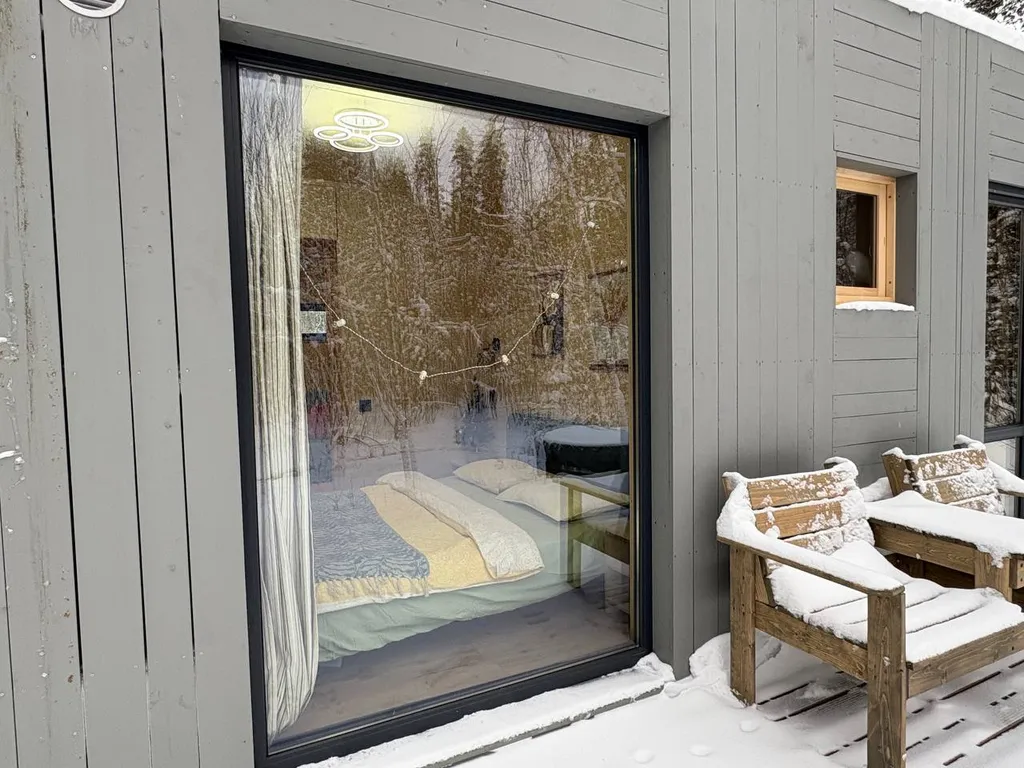 Уютный домик с сауной у леса