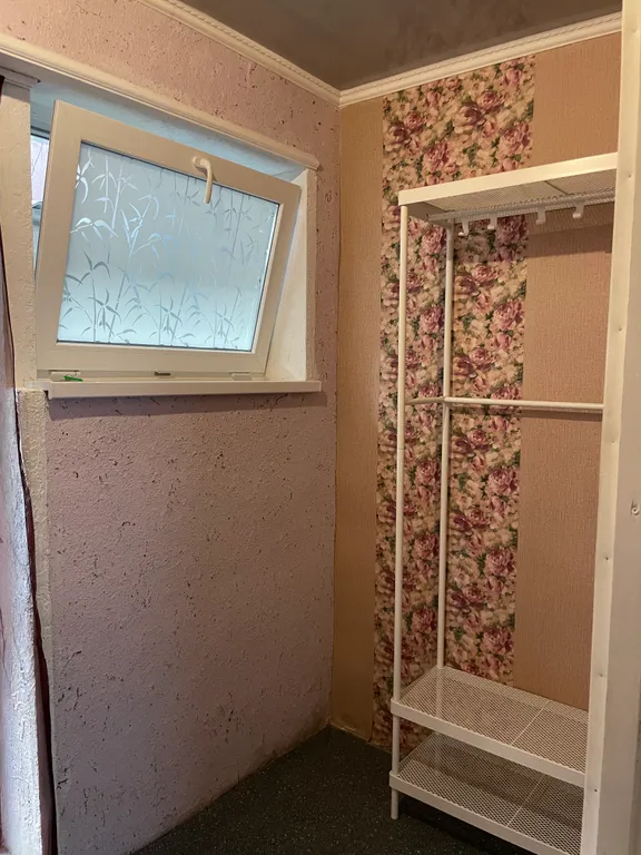 Однокомнатный коттедж со своей беседкой-кухней