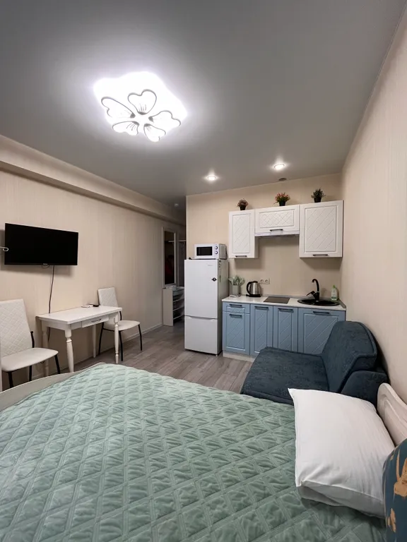 Студия с видом на море