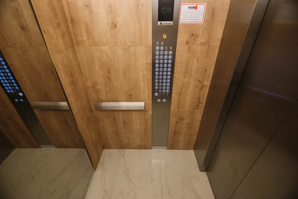 Студия на первой линии