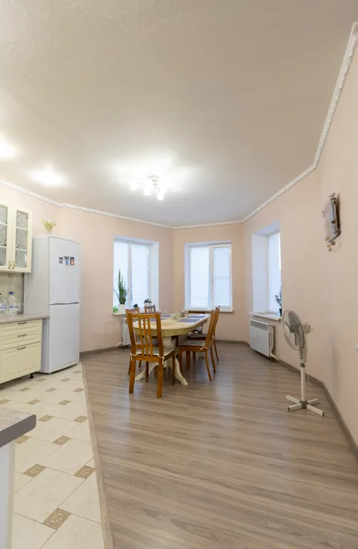 4-комнатный Дом