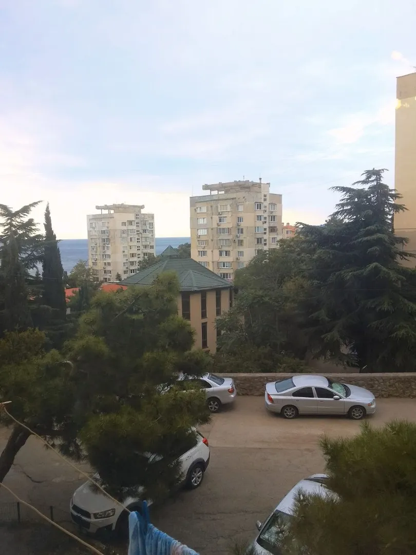 Вид из спальни