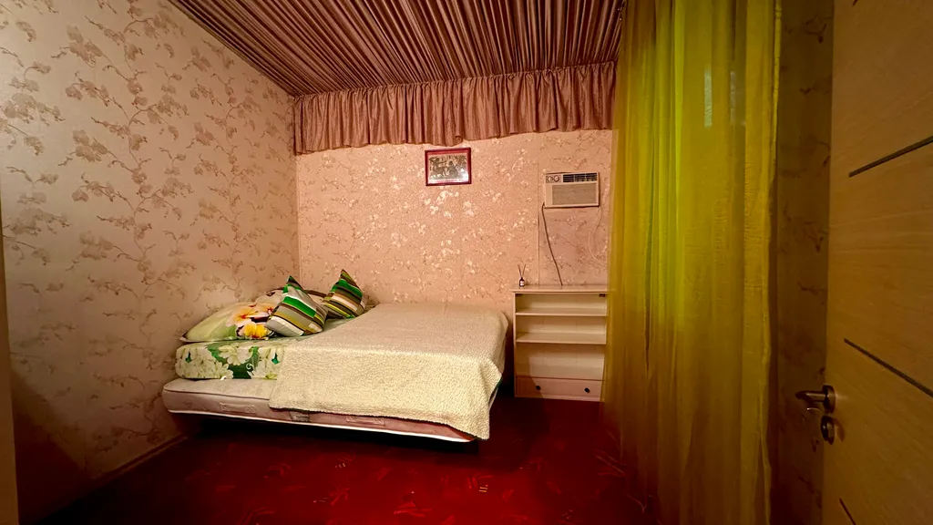 Большой семейный коттедж в Бетте