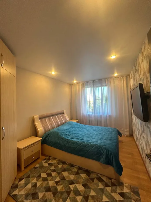 Квартира Изолированная комната в трехкомнатной квартире — аренда посуточно в Зеленоградск