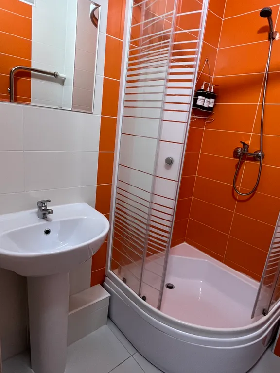 Апартамент у метро со всеми удобствами