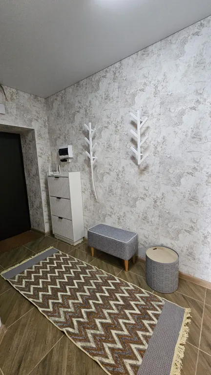 Просторная квартира в новом доме с новой мебелью