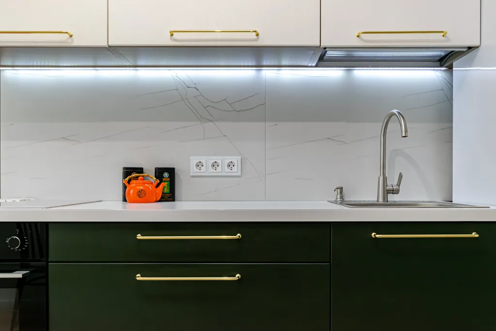 Яркая квартира на набережной