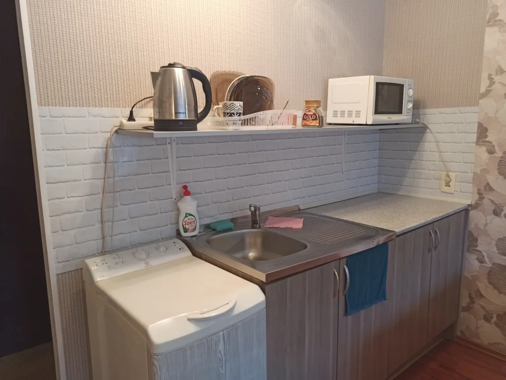 Квартира Квартирка в Нефтяниках рядом с Советским парком — аренда посуточно в Омск