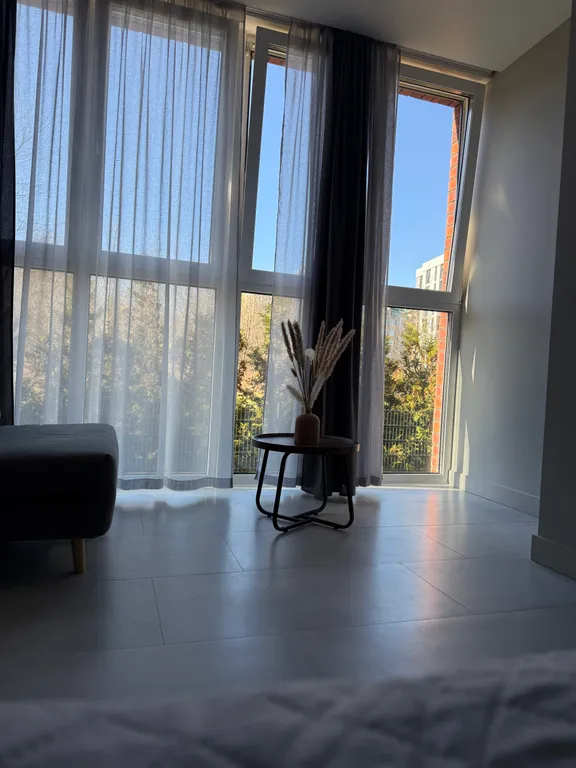 Новые апартаменты у моря в живописном месте в центре