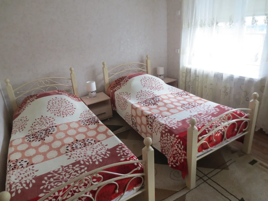 Коттедж Уютный дом в самом центре города — Ессентуки