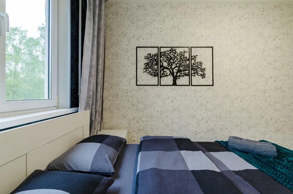 5 минут на машине / 25 пешком до кремля и центра города