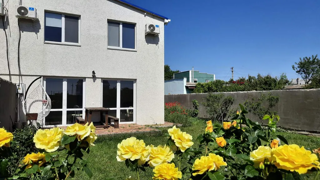 Семейный дом в тишине.