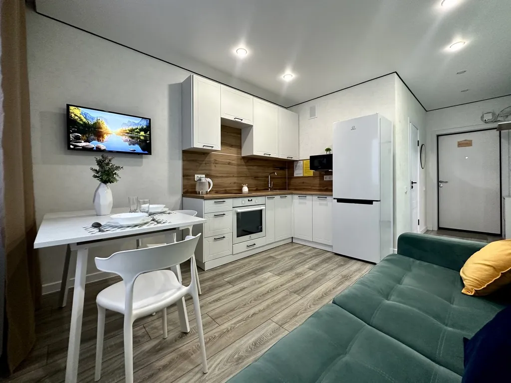 Квартира на Юркина 10