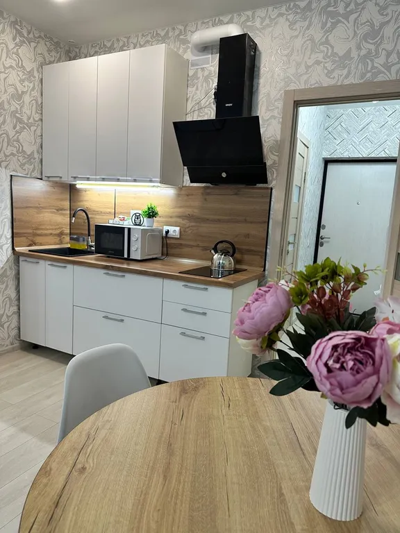 Просторная студия в доме класса комфорт плюс