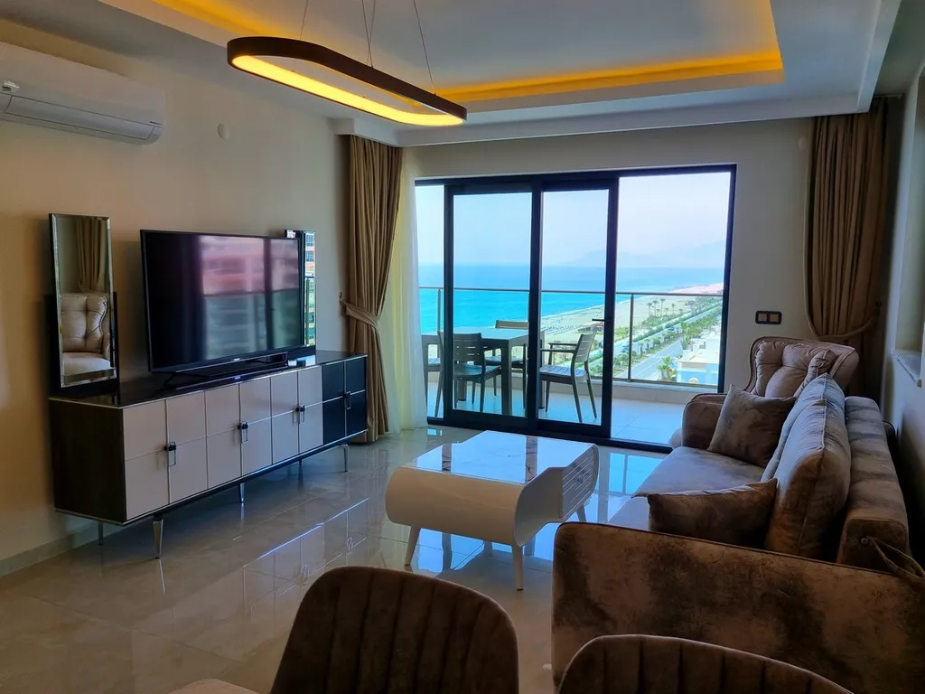 Квартира с панорамным видом на море