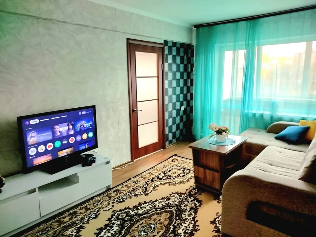 Двухкомнатная квартира в октябрьском районе