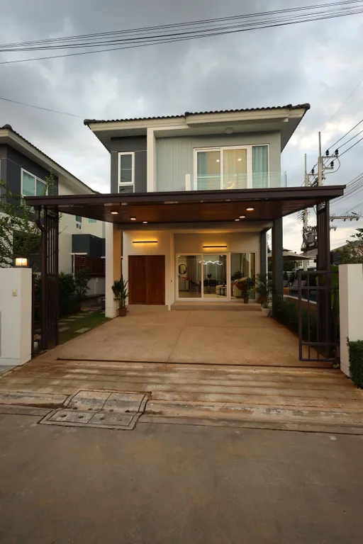 Новая luxury-вилла с шикарным панорамным бассейном