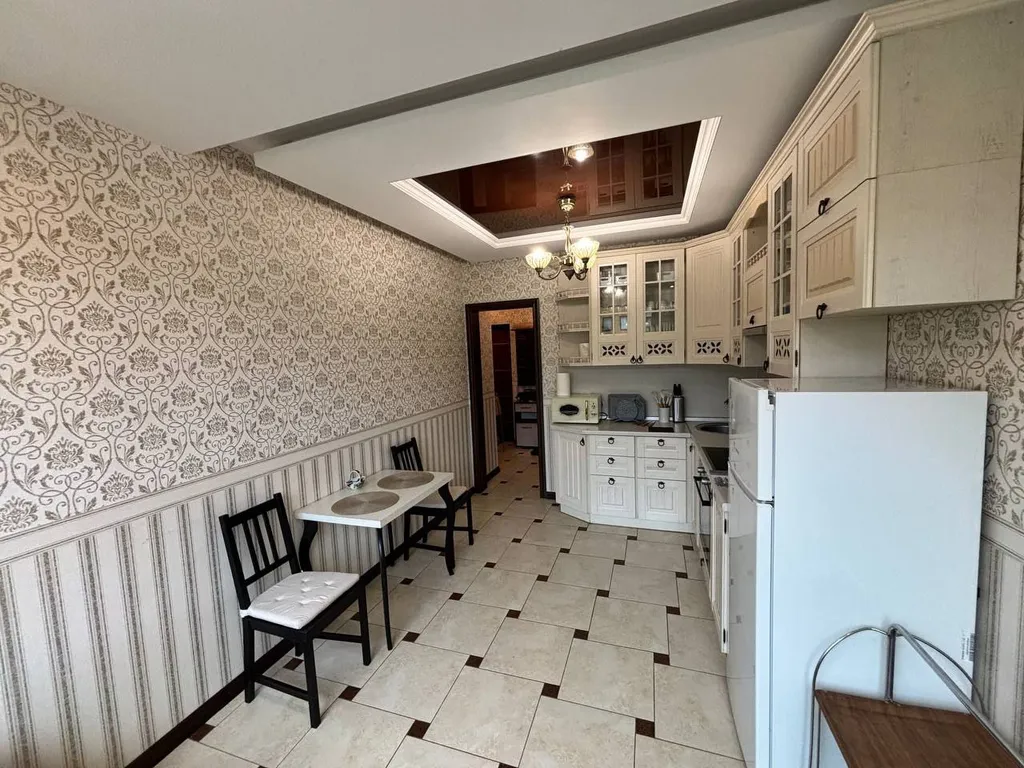 Большая квартира с терассой у охта-парка с дизайнерским ремонтом