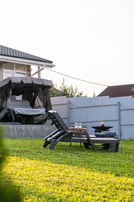 Дом рядом со склонами