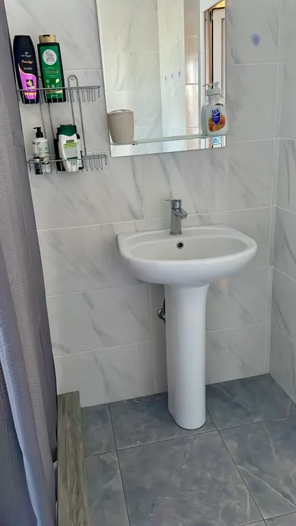 У тёти Шуры