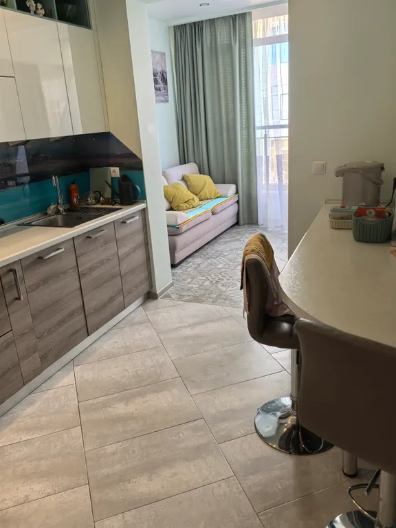 Отличная квартира в центре рядом с Морпортом