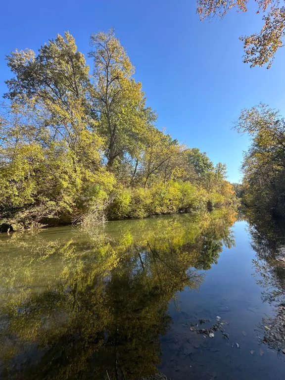 Коттедж Дом на берегу горной реки — Приреченский